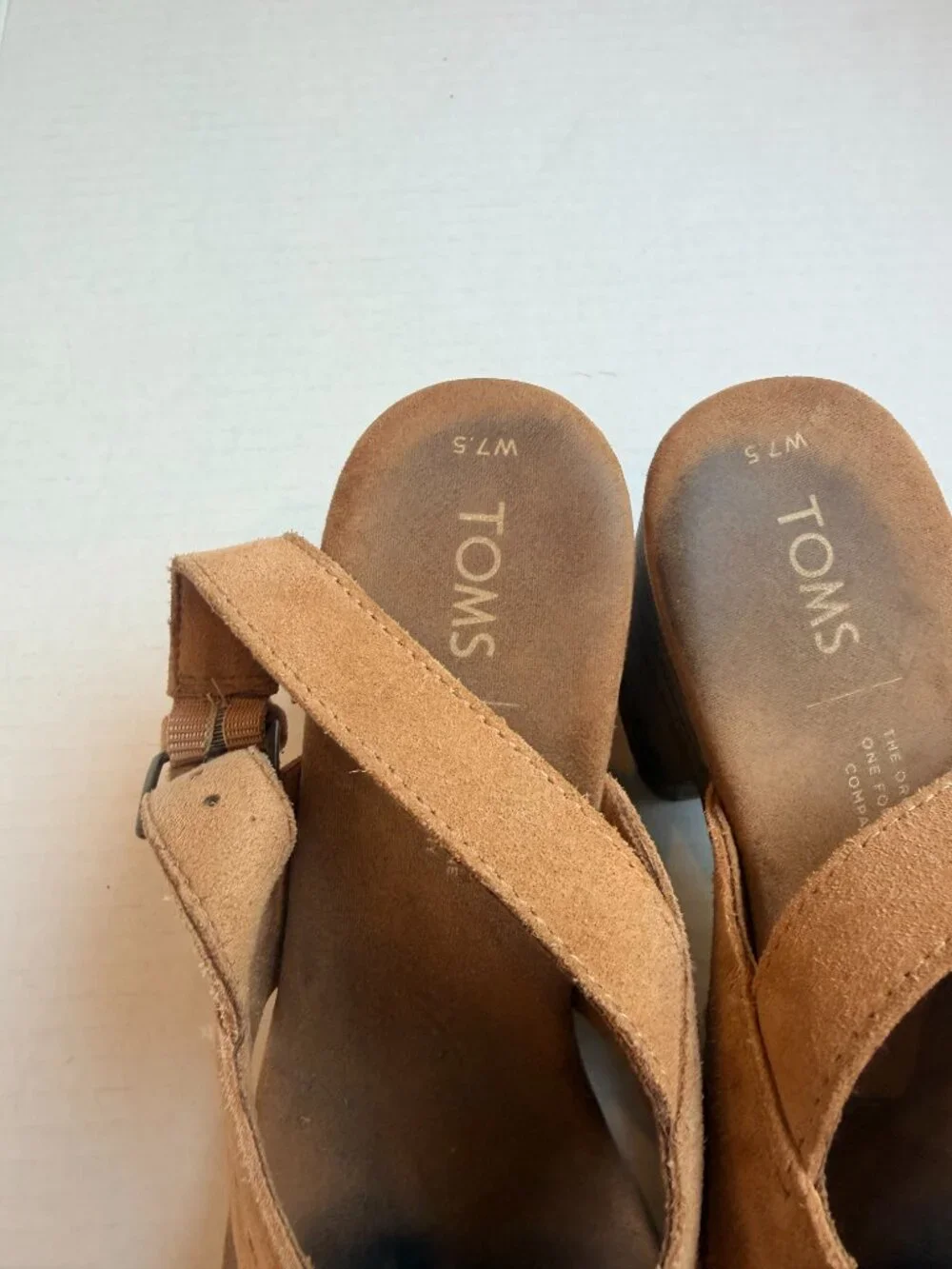 TOMS Ibiza Honey Suede Platform Sandals Block Heel Crisscross - Size 7.5